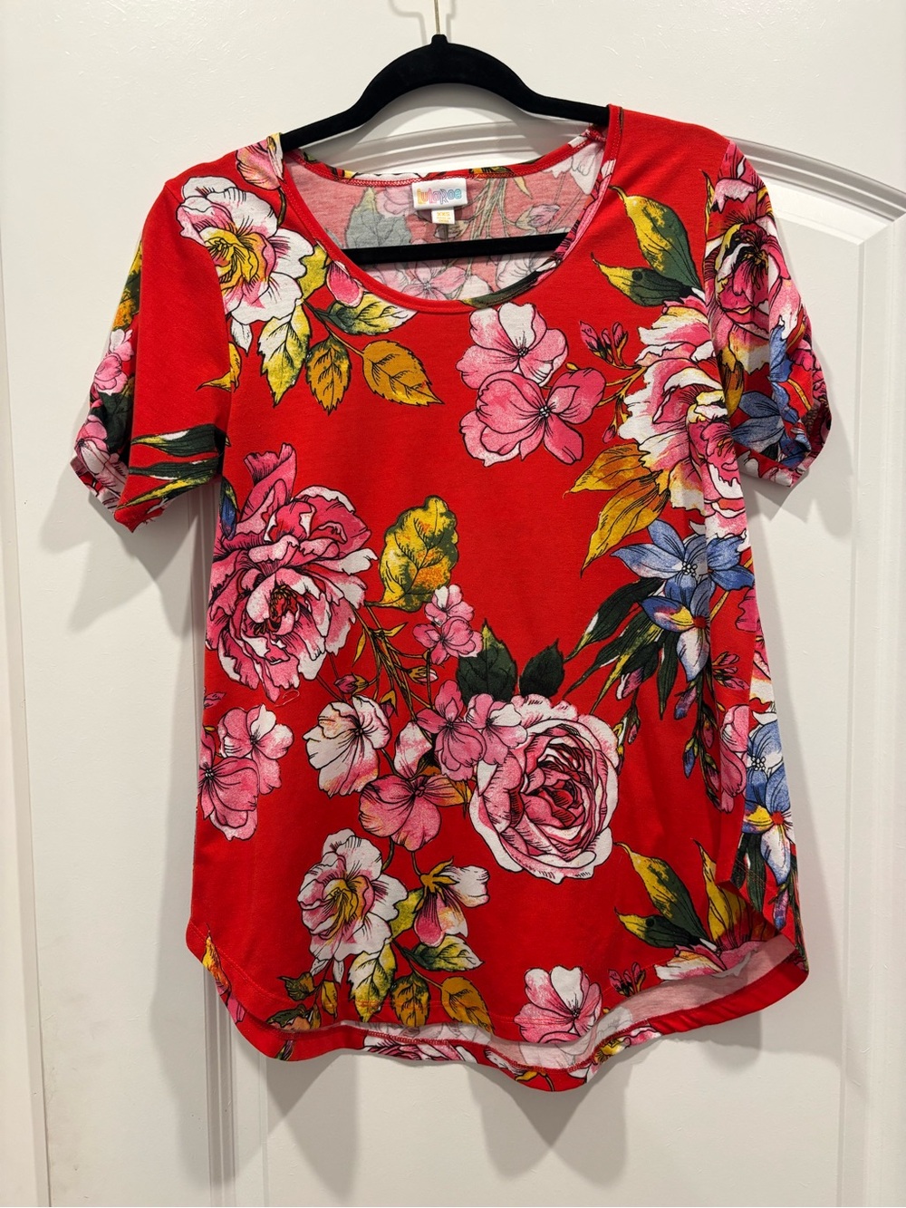 LuLaRoe Red Floral Short Sleeve Tee with Pink and Yellow Blooms